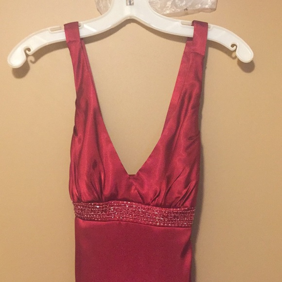 Dress - Picture 2 of 3